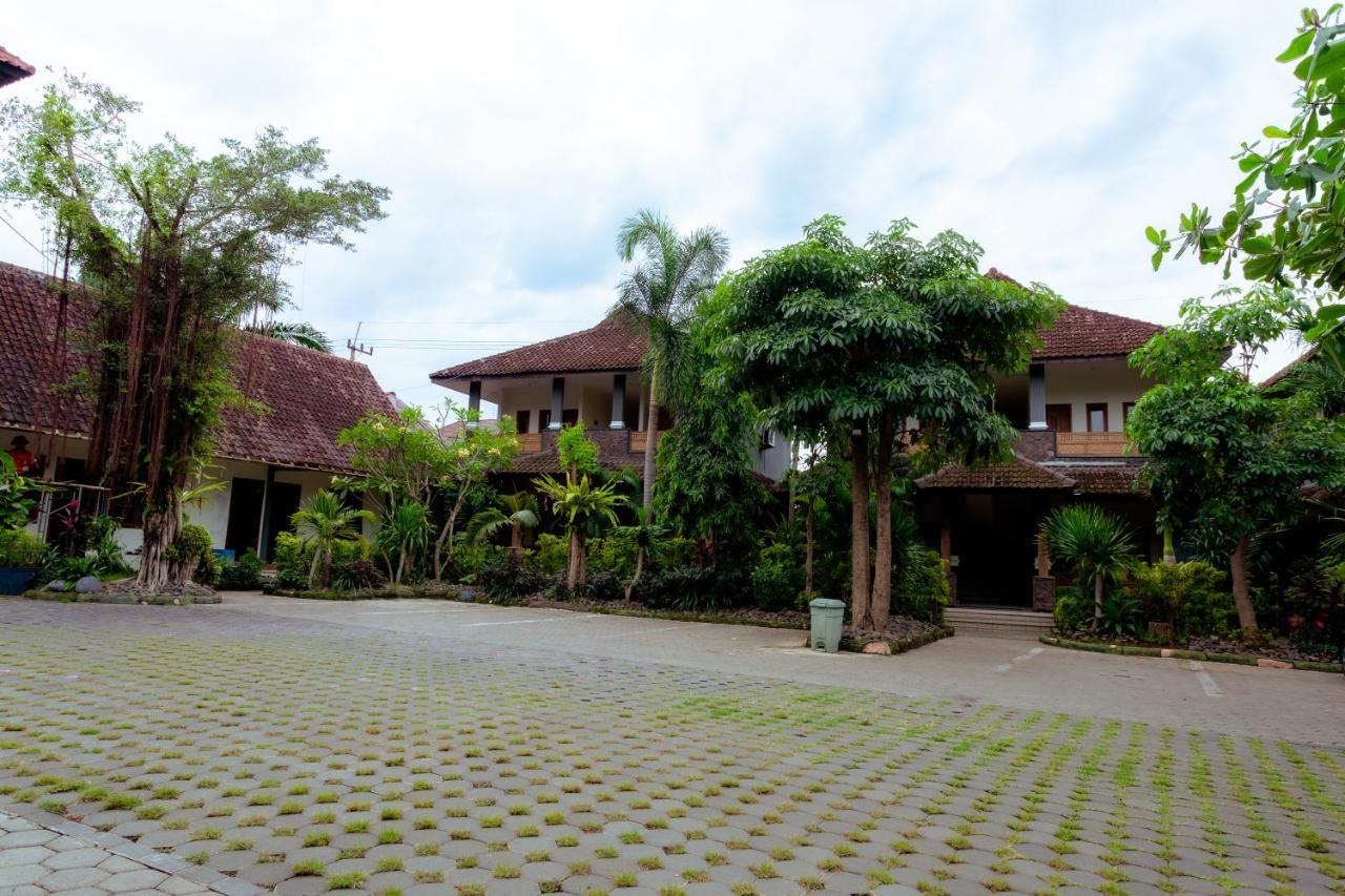 Hotel Mahkota Plengkung By Ecommerceloka บันยูวังงี ภายนอก รูปภาพ
