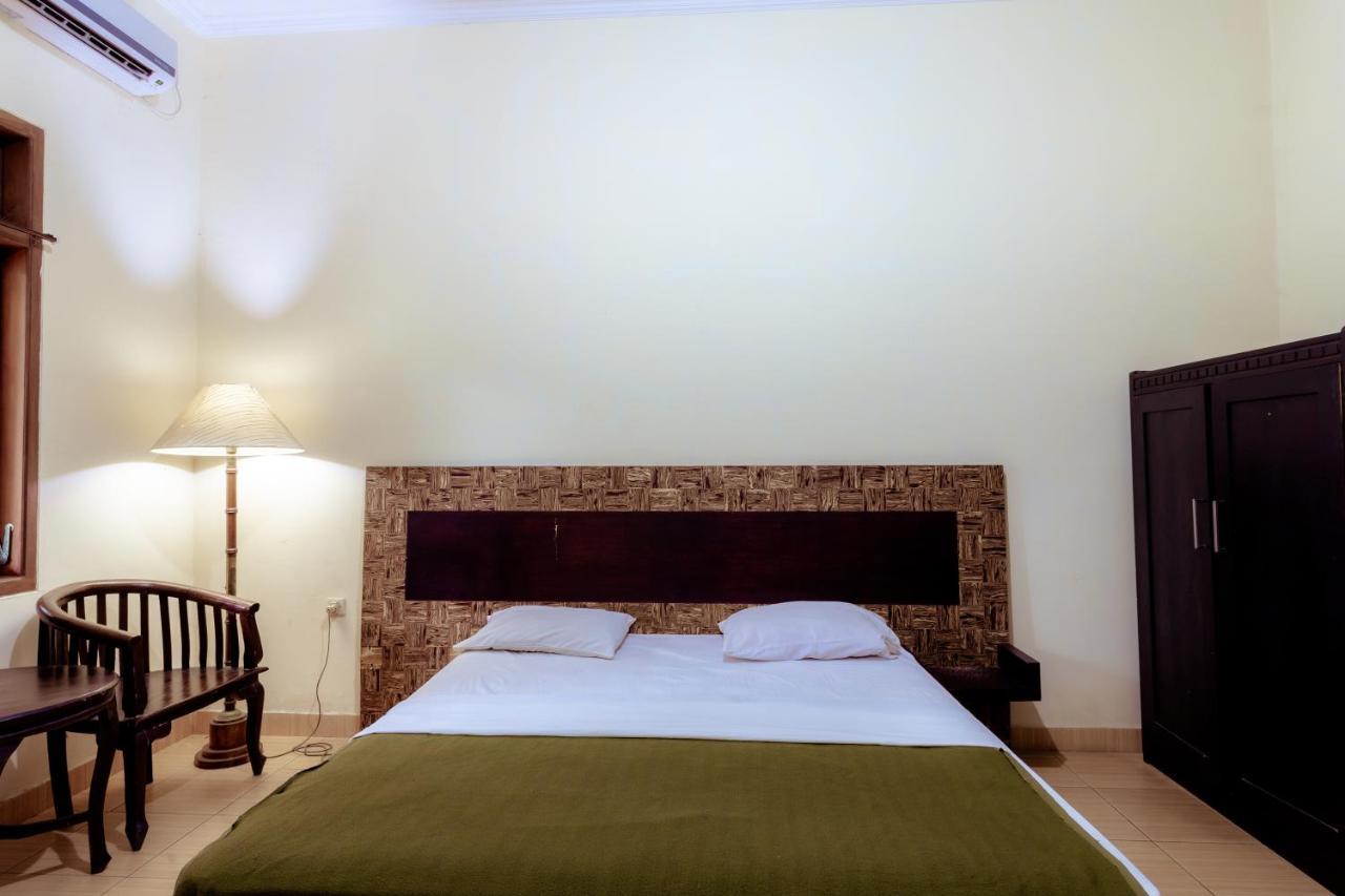 Hotel Mahkota Plengkung By Ecommerceloka บันยูวังงี ภายนอก รูปภาพ
