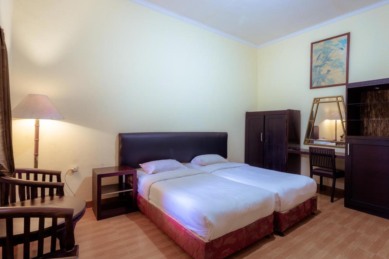 Hotel Mahkota Plengkung By Ecommerceloka บันยูวังงี ภายนอก รูปภาพ