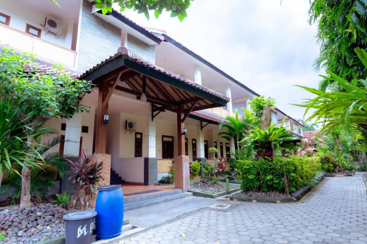 Hotel Mahkota Plengkung By Ecommerceloka บันยูวังงี ภายนอก รูปภาพ