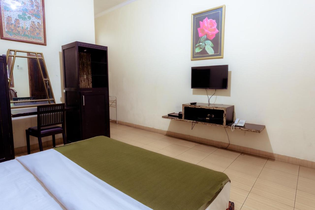 Hotel Mahkota Plengkung By Ecommerceloka บันยูวังงี ภายนอก รูปภาพ